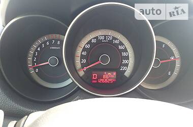 Седан Kia Cerato 2011 в 