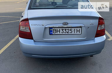 Седан Kia Cerato 2004 в Одессе