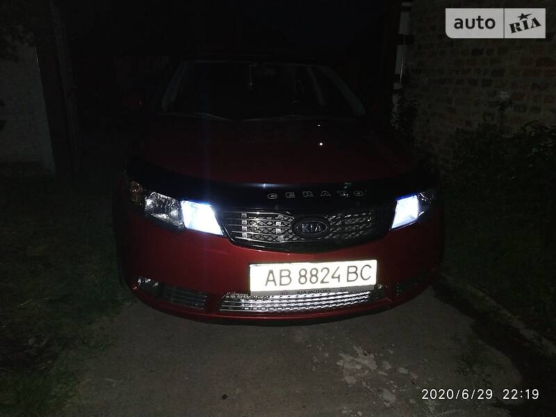 Седан Kia Cerato 2009 в Виннице