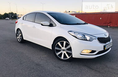 Седан Kia Cerato 2013 в Киеве