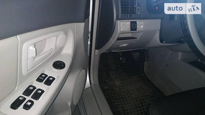 Седан Kia Cerato 2006 в Киеве