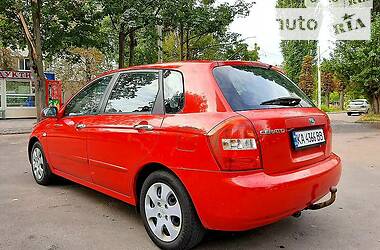 Хэтчбек Kia Cerato 2005 в Киеве