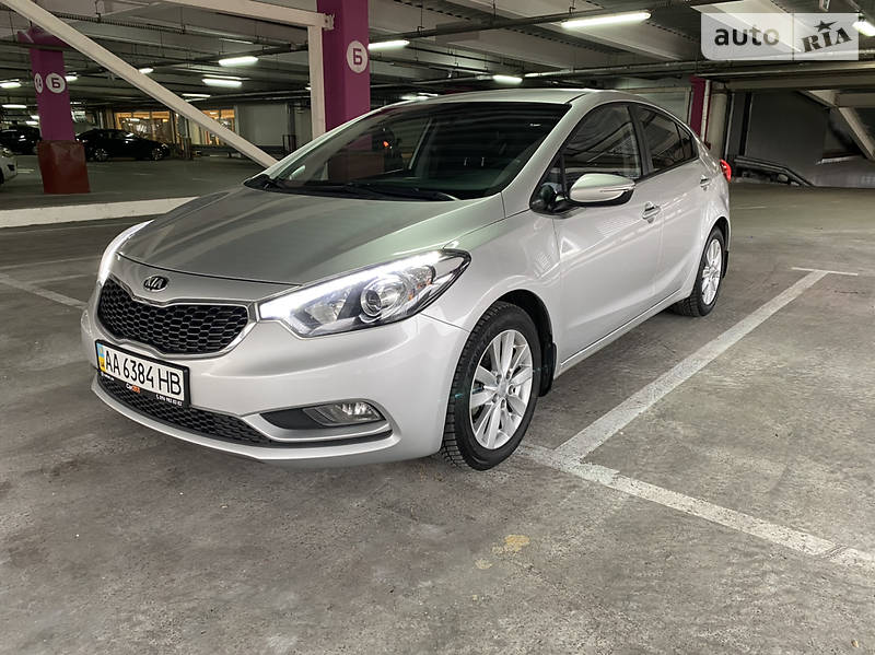 Седан Kia Cerato 2013 в Києві