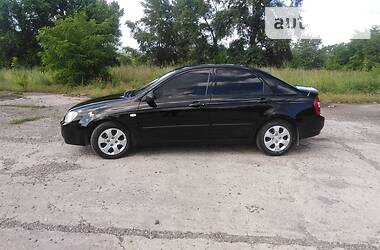 Седан Kia Cerato 2006 в Каменском