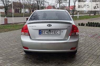 Седан Kia Cerato 2008 в Херсоне