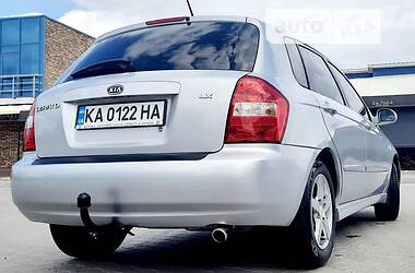 Хэтчбек Kia Cerato 2005 в Киеве