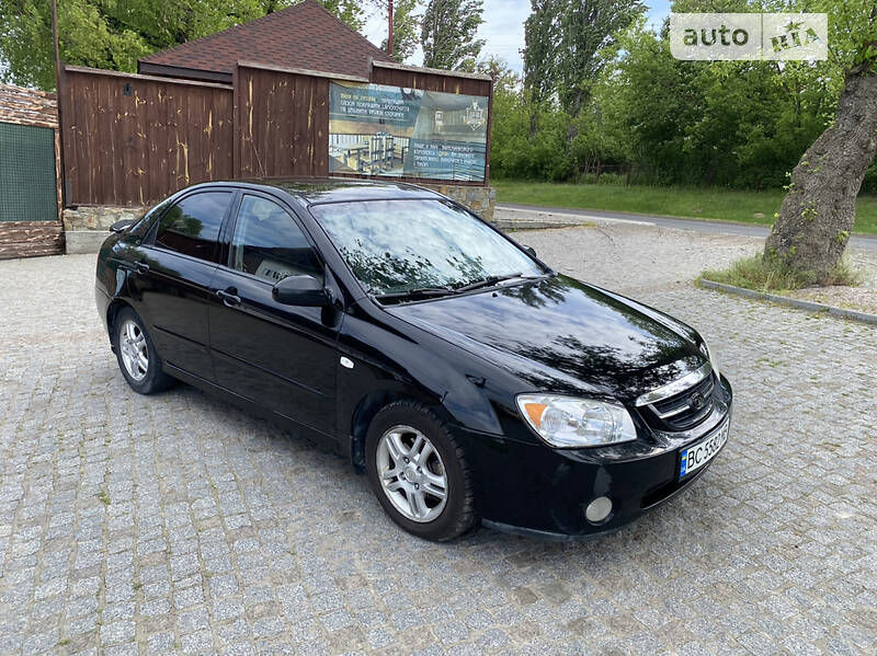 Седан Kia Cerato 2006 в Львове