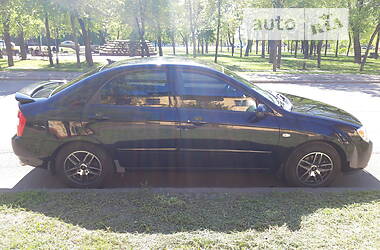 Седан Kia Cerato 2005 в Києві