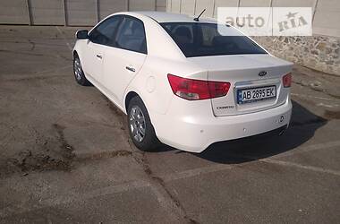 Седан Kia Cerato 2011 в Виннице