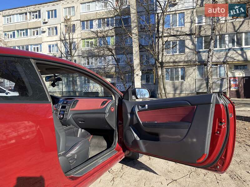 Купе Kia Cerato 2012 в Павлограде