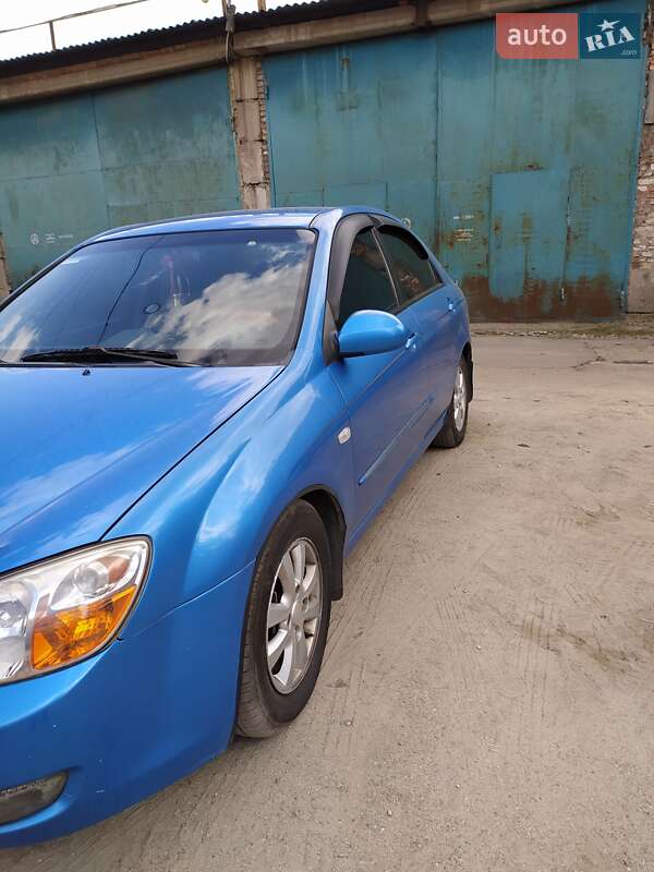 Седан Kia Cerato 2008 в Запорожье