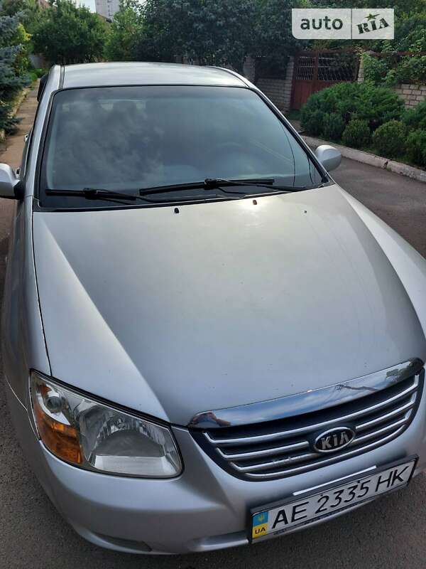 Седан Kia Cerato 2007 в Кривом Роге