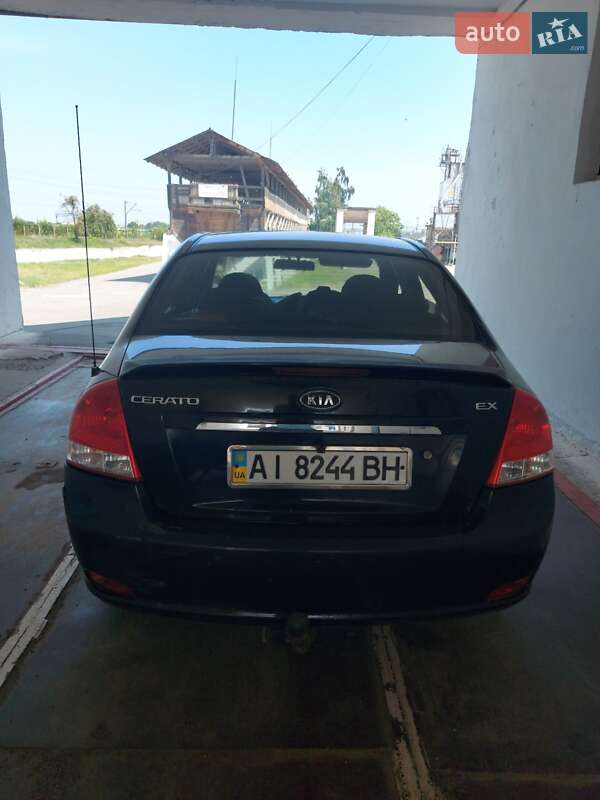 Седан Kia Cerato 2009 в Жмеринке