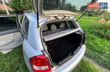 Хетчбек Kia Cerato 2006 в Гадячі