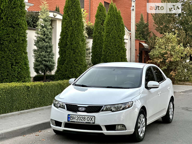 Седан Kia Cerato 2011 в Одессе