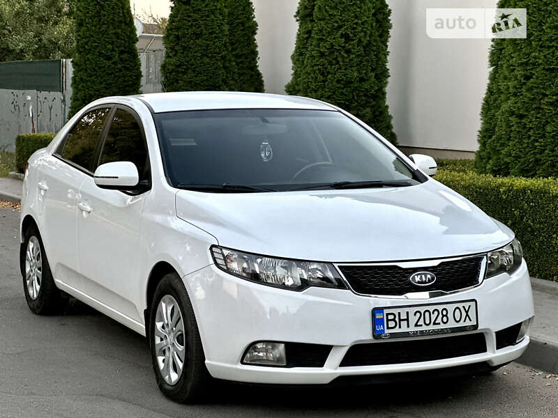 Седан Kia Cerato 2011 в Одессе
