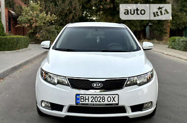 Седан Kia Cerato 2011 в 