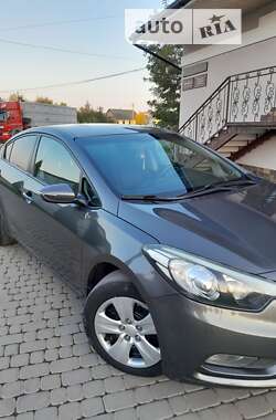 Седан Kia Cerato 2013 в 