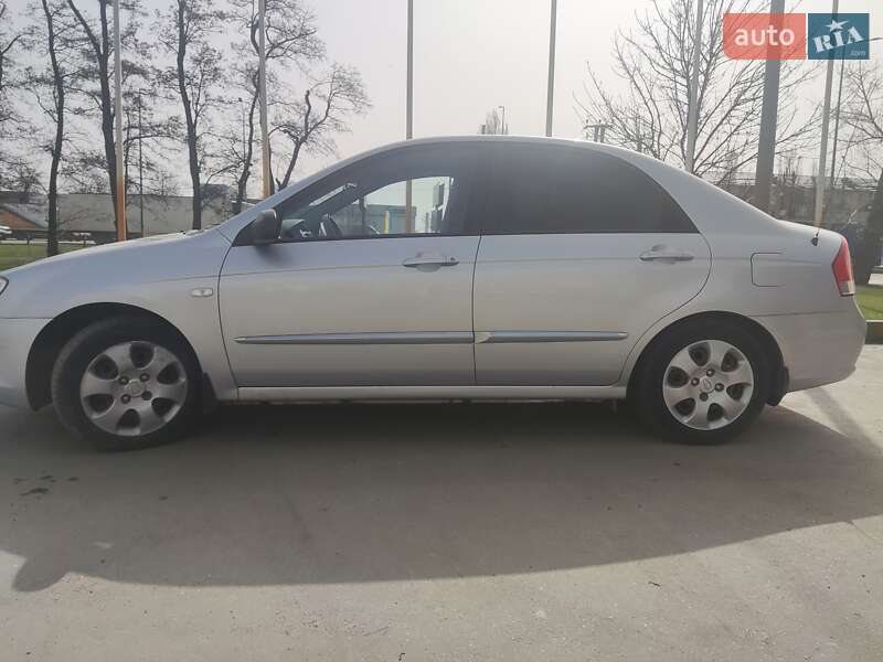 Седан Kia Cerato 2007 в Киеве