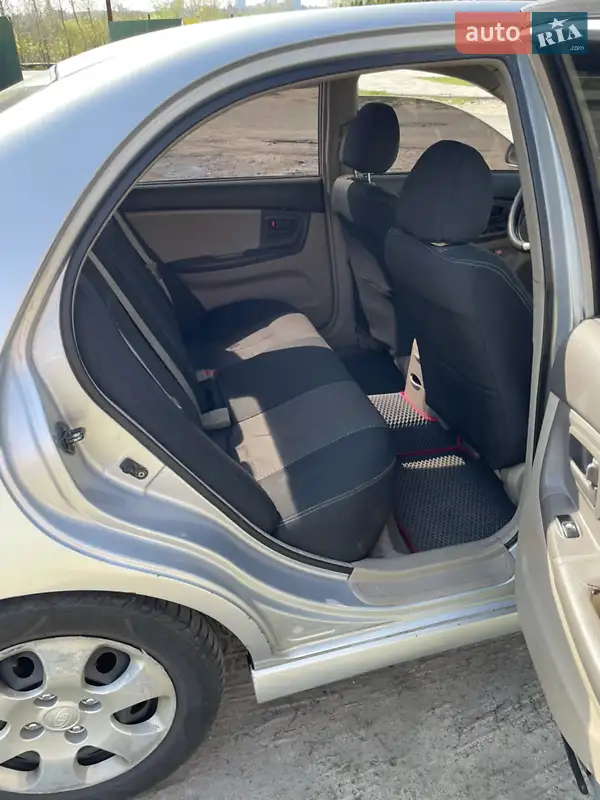 Kia Cerato 2004 VIN KNEFE222245023818 фото оголошення 6 з 38
