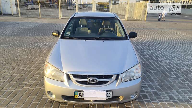 Седан Kia Cerato 2006 в Харкові