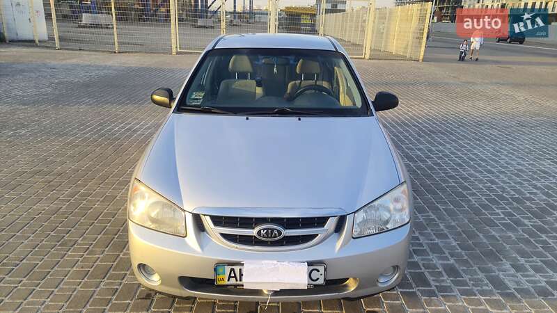 Kia Cerato 2006