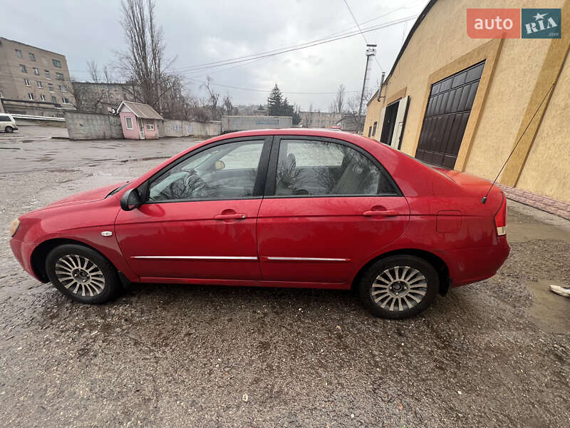 Седан Kia Cerato 2007 в Кривому Розі