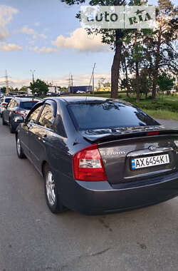 Седан Kia Cerato 2006 в Киеве