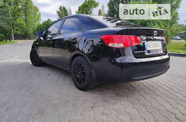 Седан Kia Cerato 2009 в Днепре