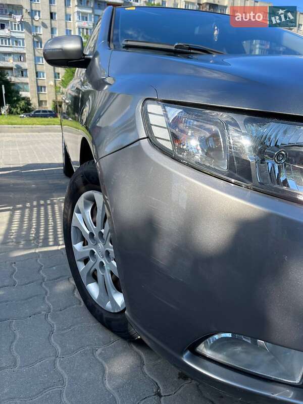 Седан Kia Cerato 2011 в Ременове фото 21 Седан Kia Cerato 2011 в Ременове