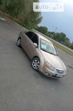 Седан Kia Cerato 2007 в Новомосковске