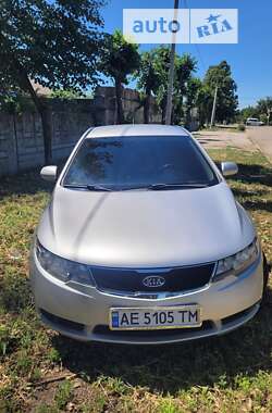 Седан Kia Cerato 2010 в Нікополі