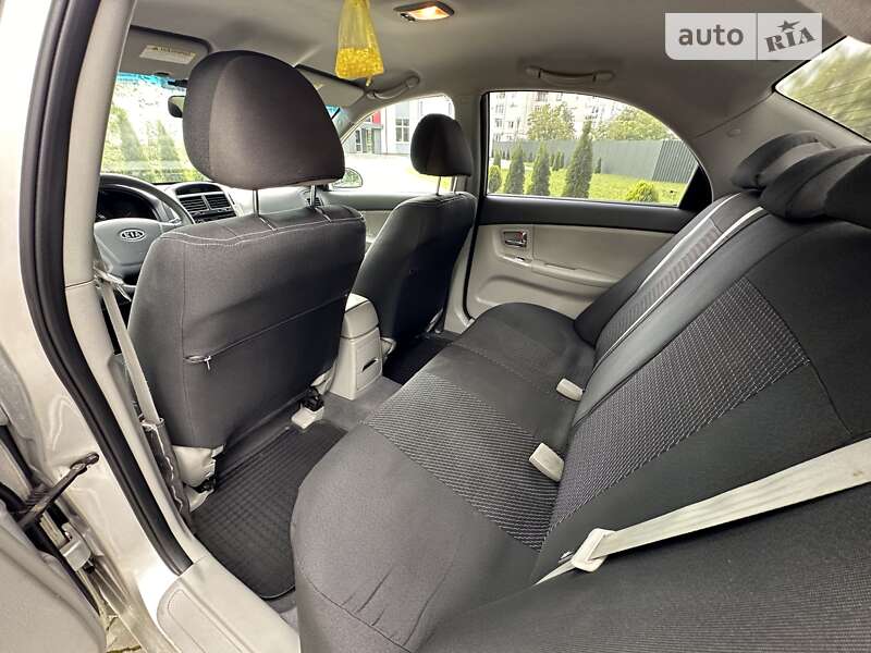 Седан Kia Cerato 2008 в Николаеве