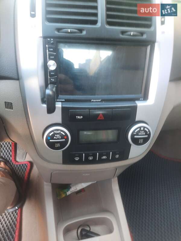 Седан Kia Cerato 2006 в Запоріжжі