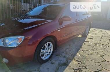 Седан Kia Cerato 2006 в Ивано-Франковске