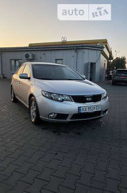 Седан Kia Cerato 2009 в Луцке