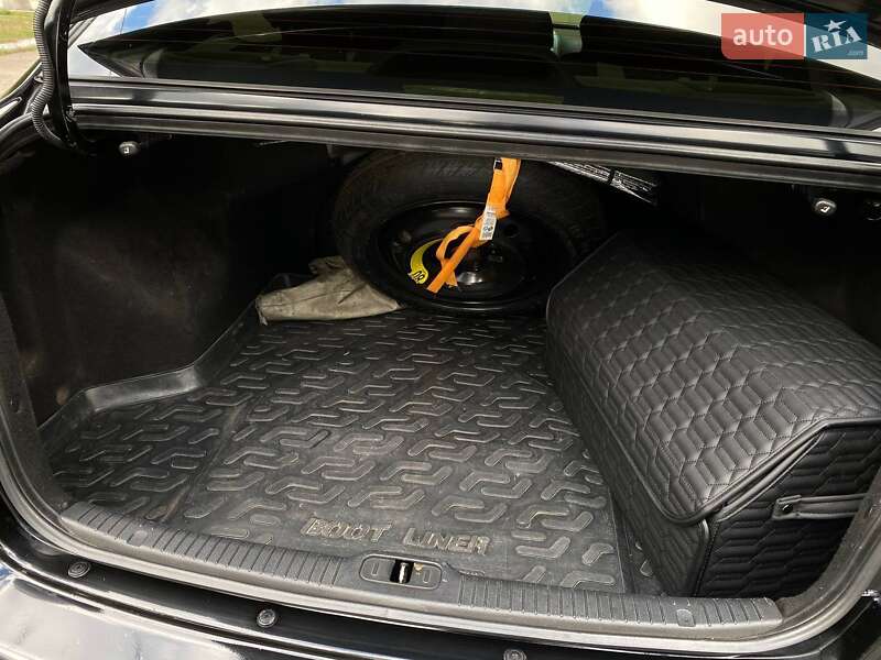 Седан Kia Cerato 2006 в Днепре