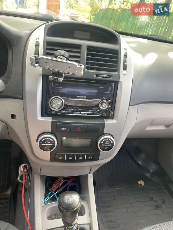 Седан Kia Cerato 2007 в Кривому Розі