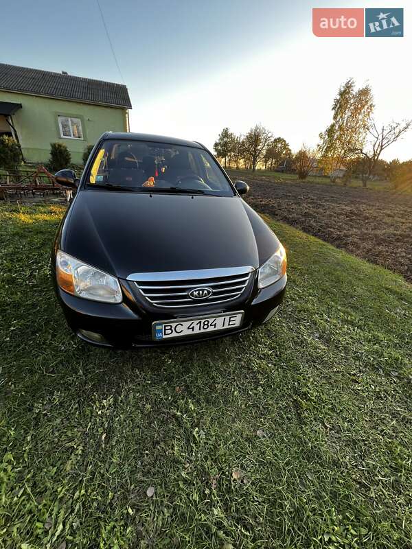 Седан Kia Cerato 2008 в Жовкве