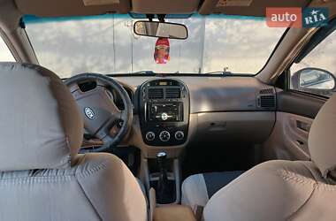 Седан Kia Cerato 2007 в Измаиле