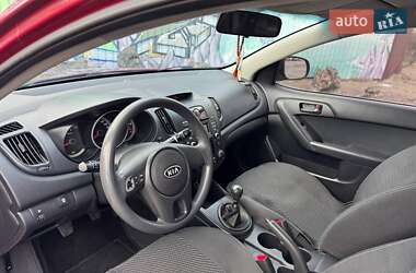 Седан Kia Cerato 2010 в Києві