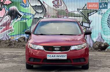 Седан Kia Cerato 2010 в Києві