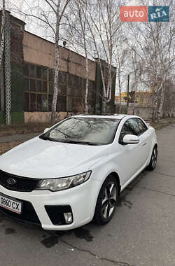 Купе Kia Cerato 2011 в Киеве