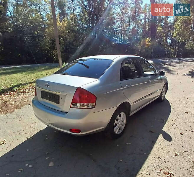 Седан Kia Cerato 2007 в 