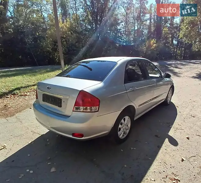 Седан Kia Cerato 2007 в 