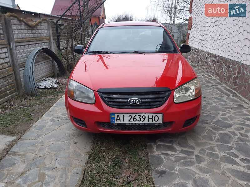 Седан Kia Cerato 2007 в Буче