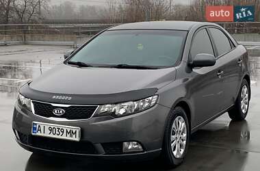 Седан Kia Cerato 2012 в Києві