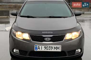 Седан Kia Cerato 2012 в Києві