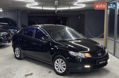 Седан Kia Cerato 2009 в Одессе