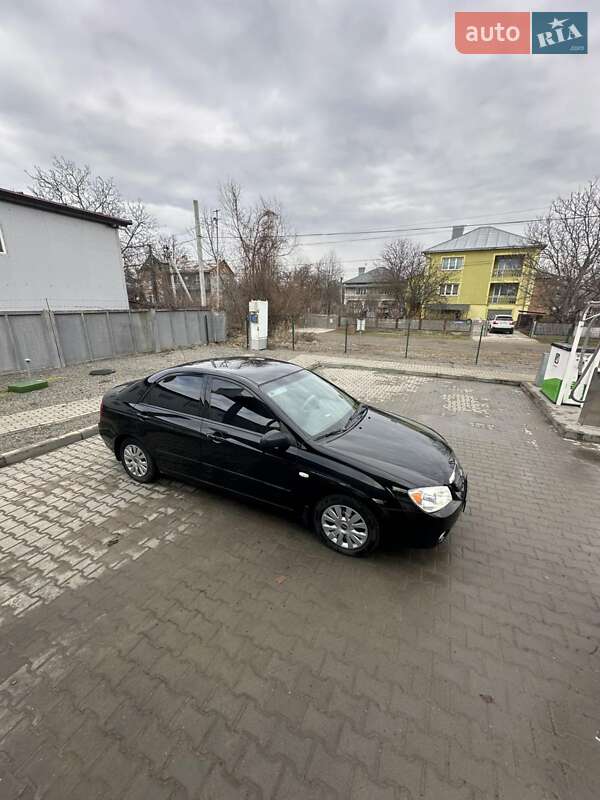 Kia Cerato 2006